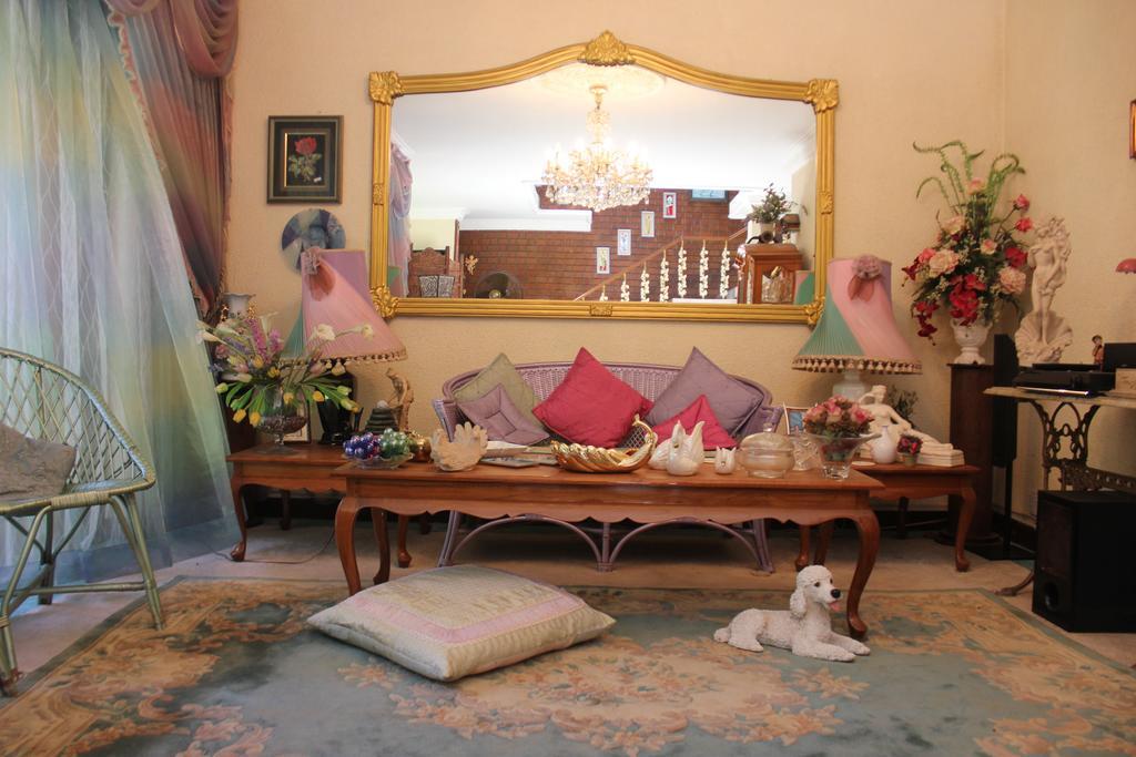 Vista Garden Guest House Коломбо Екстериор снимка