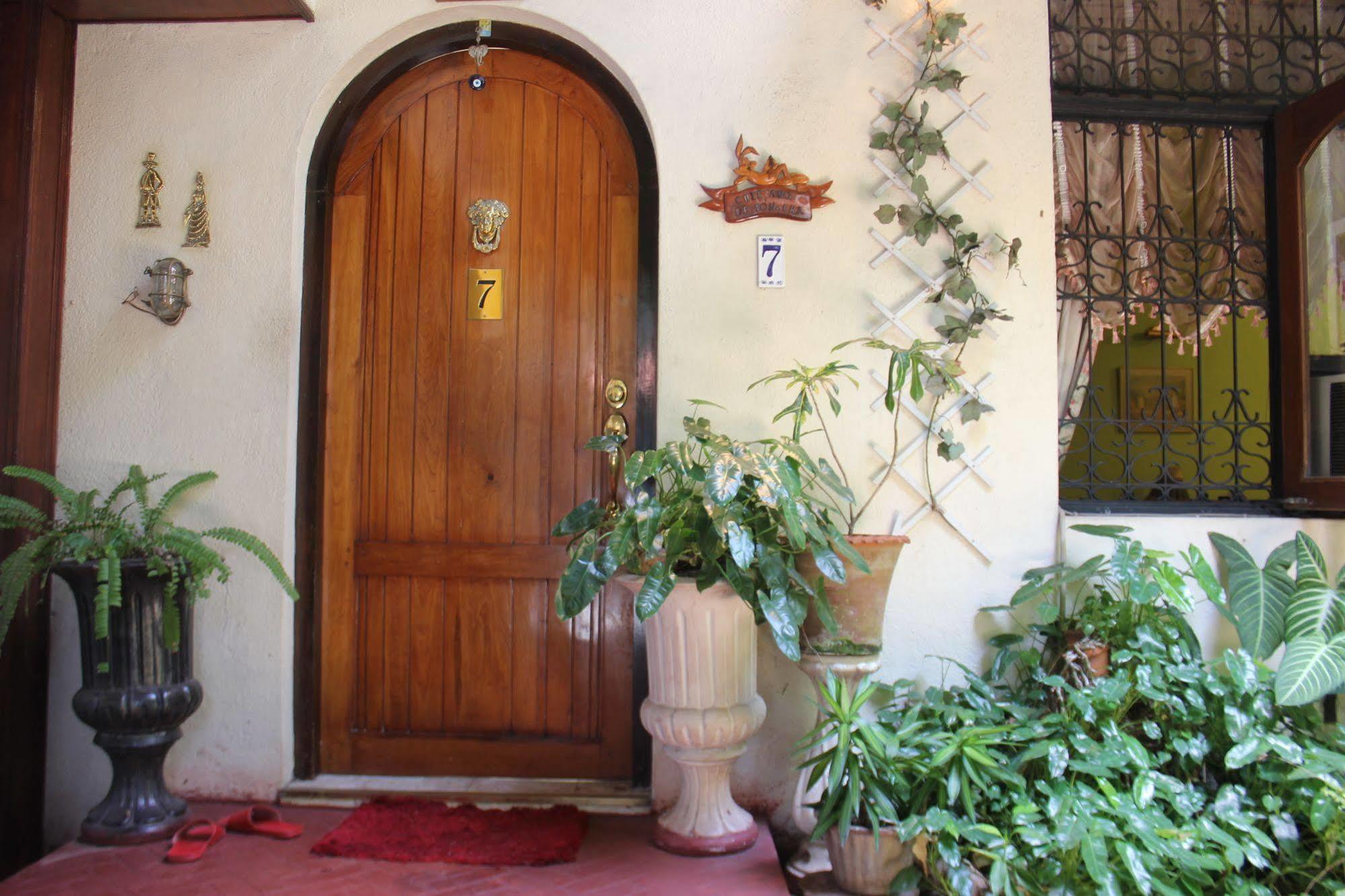 Vista Garden Guest House Коломбо Екстериор снимка