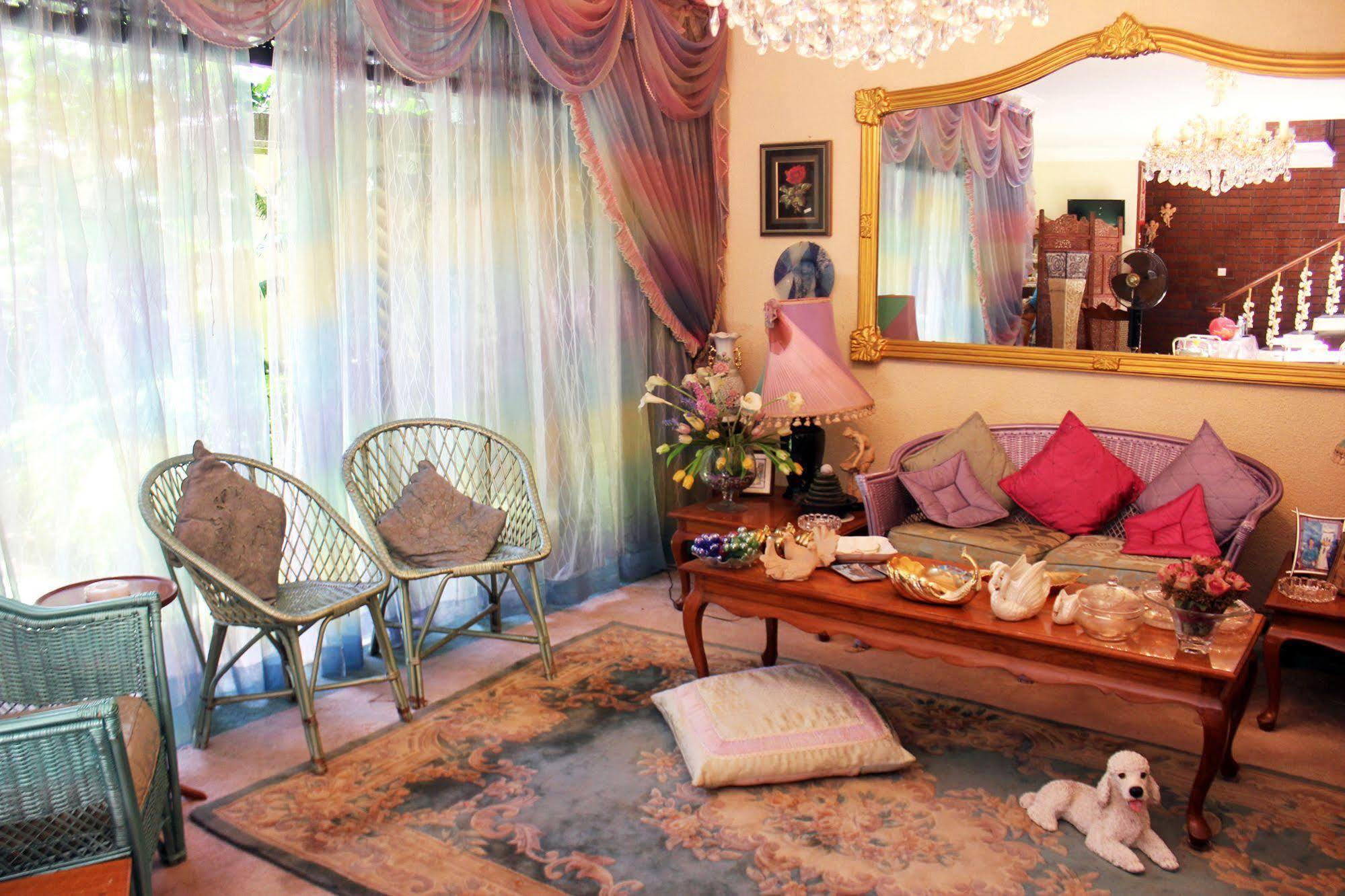 Vista Garden Guest House Коломбо Екстериор снимка